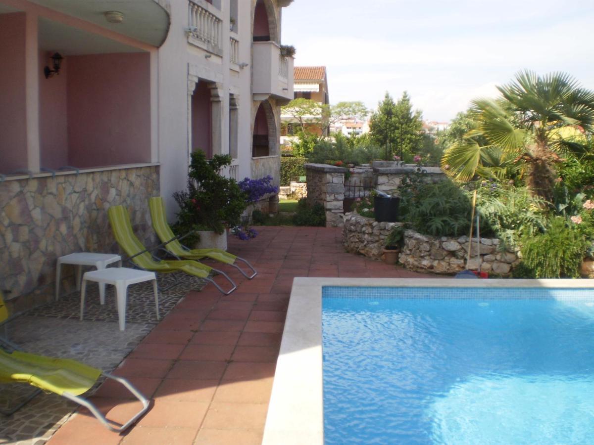 Family Friendly Apartments With A Swimming Pool Rovinj - 3394 Exteriör bild